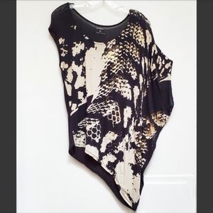 🏠  EXPRESS Top Asymmetrica Tan/Gold Snakeskin Print